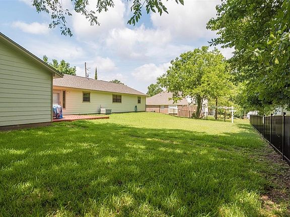 5th image of 4798 Moonlight Dr