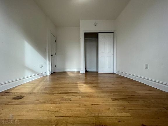 4th image of 23-05 30th Ave #2B