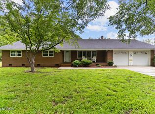 64 Cumbee Rd SW, Supply, NC 28462