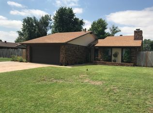 216 S La Mesa Dr, Enid, OK 73703