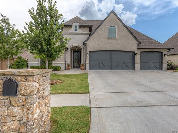 3rd image of 8114 E Greeley Pl