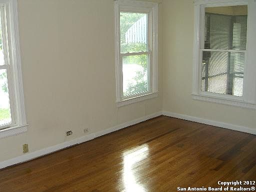 4th image of 1427 W Hollywood Ave