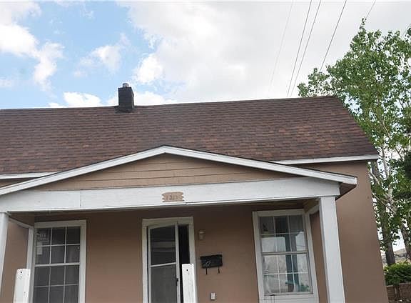4th image of 1317 Scott Ave