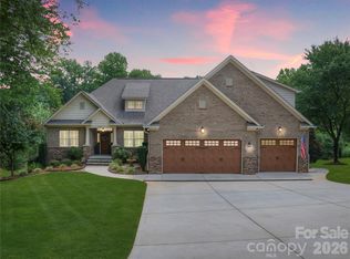 2551 Eagle Dr NE, Conover, NC 28613