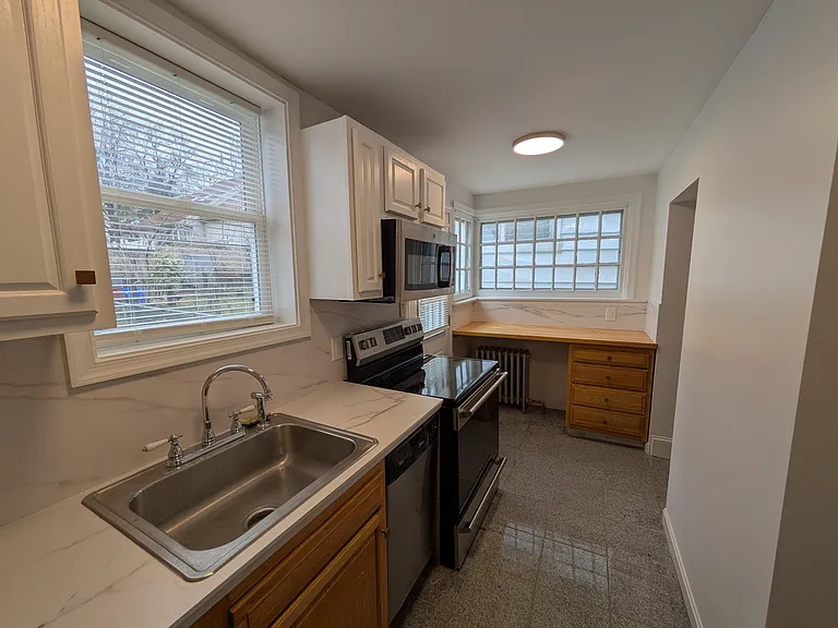 6162 Lawnton St — Photo 5