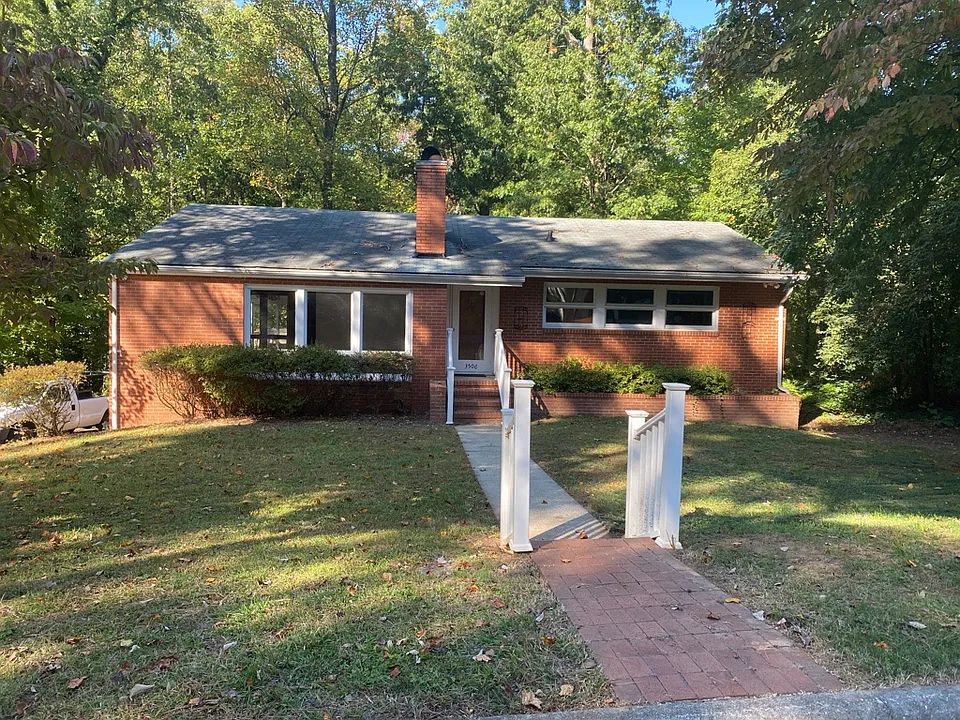 3506 Andrews Ln