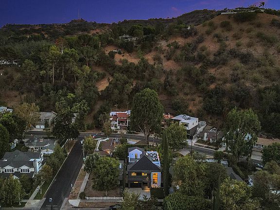 5th image of 12310 Hillslope St