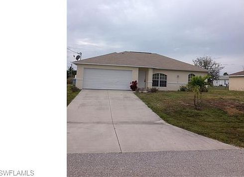 1st image of 424 NW 1st Pl