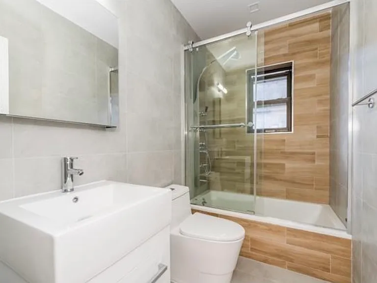 2735 Henry Hudson Pkwy W #Penthouse 2 — Photo 7