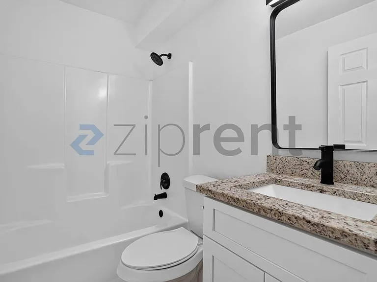4013 Hawthorne Ave SE #3 — Photo 16
