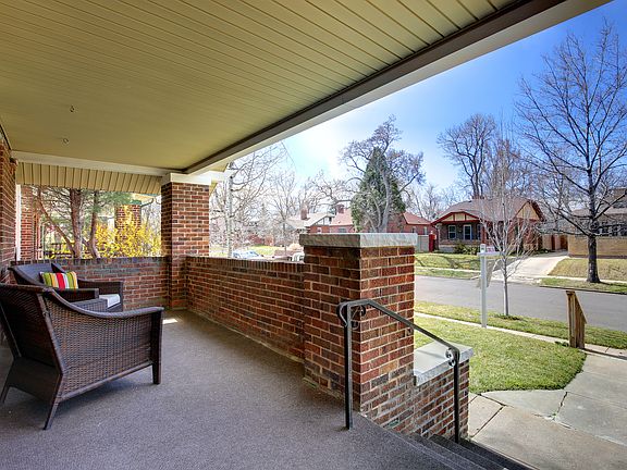 4th image of 2824 Dahlia St