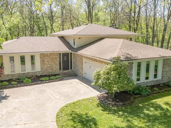 11409 Lakeview Ct, Kokomo, IN 46901