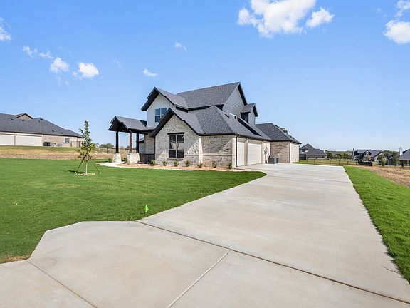 3rd image of 430 Paradise Ridge Dr