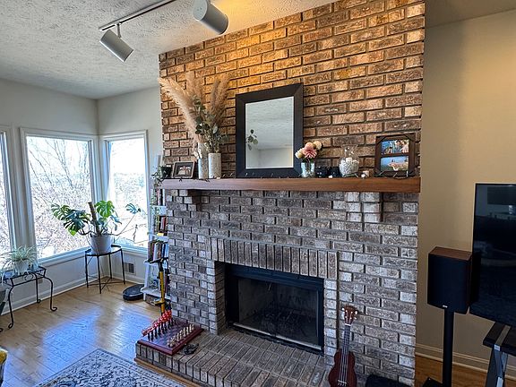 3rd image of 146 Prospect St #1