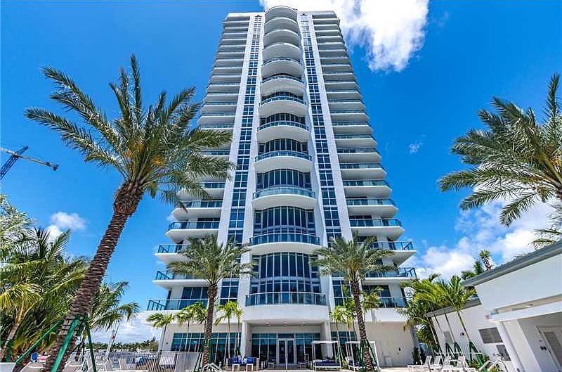 1st image of 17301 Biscayne Blvd #21055