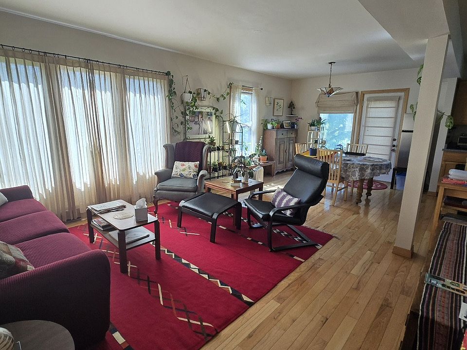 1st image of 1590 Tamarack Ave