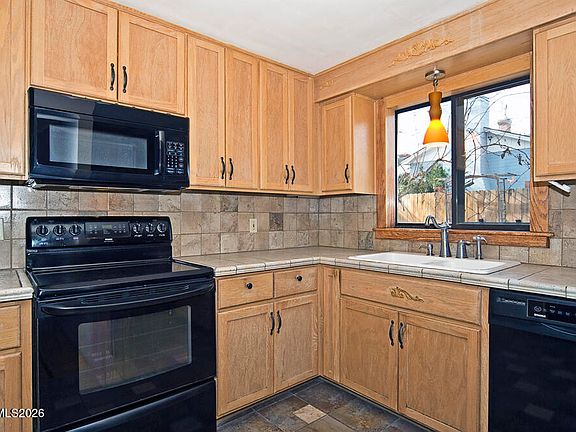 5th image of 1417 Lander St