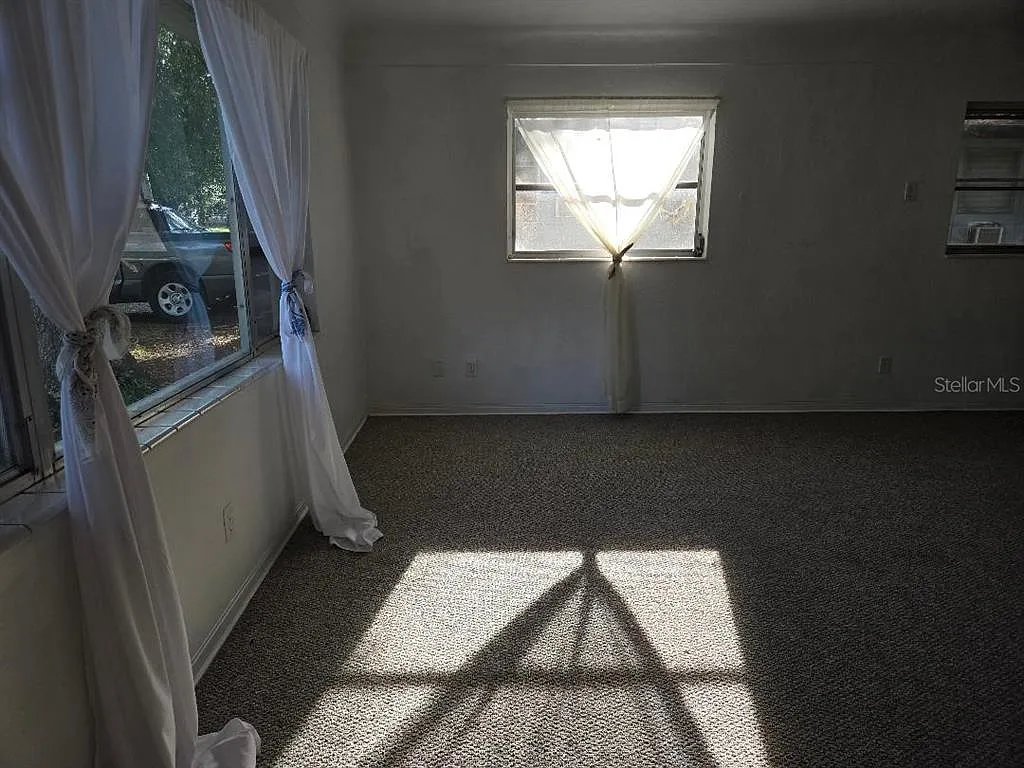2 bed, 1.0 bath, 800 sqft, $2,000 — Photo 4