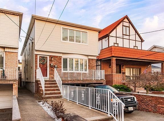 2nd image of 230 Avenue A #1A