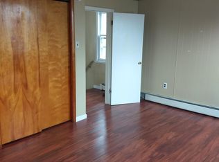 27 W Field St #C, Nanticoke, PA 18634