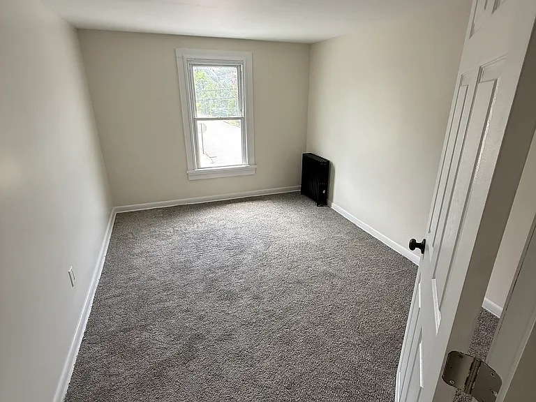 425 W Grace St — Photo 14