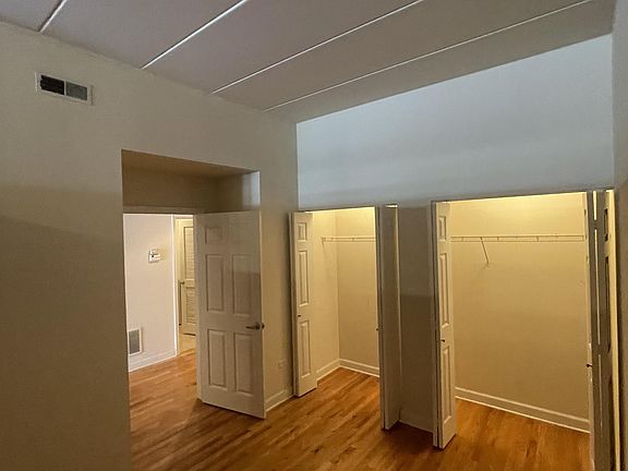 4th image of 837 S Western Ave Unit 205