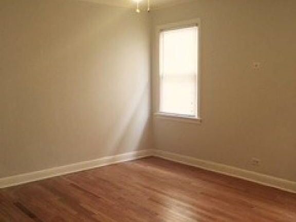5th image of 2640 W Greenleaf Avenue # Fl 2nd