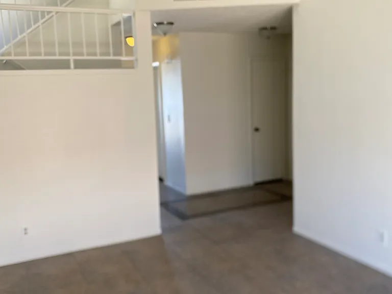 1924 Plumas Ct — Photo 3