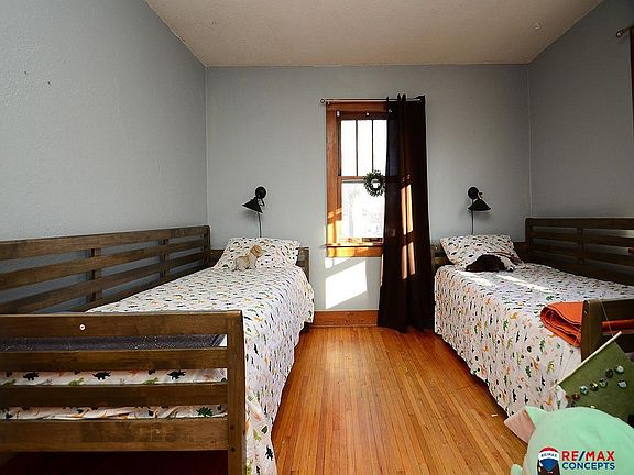 5th image of 2227 S 47th St