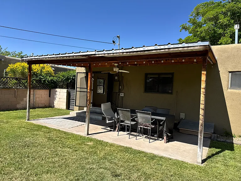 1408 Lafayette Dr NE — Photo 16