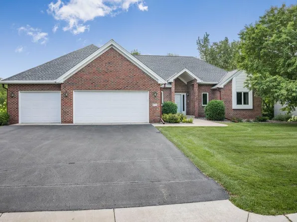 8776 Blackoaks Ln N, Maple Grove, MN 55311
