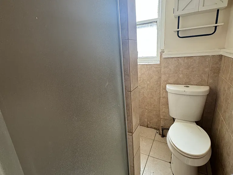 521 E Westmoreland St — Photo 13