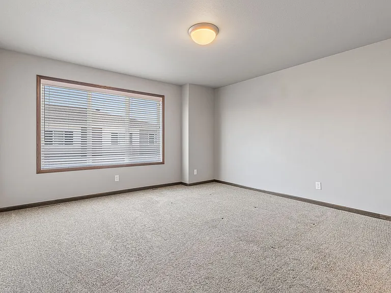 3355 Prairie Heights Way — Photo 13