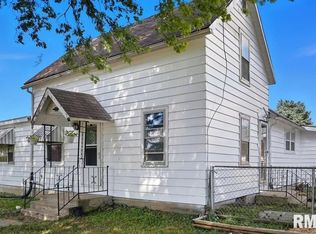 17684 W Eagle Point Rd, Polo, IL 61064