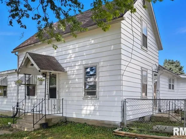 17684 W Eagle Point Rd, Polo, IL 61064