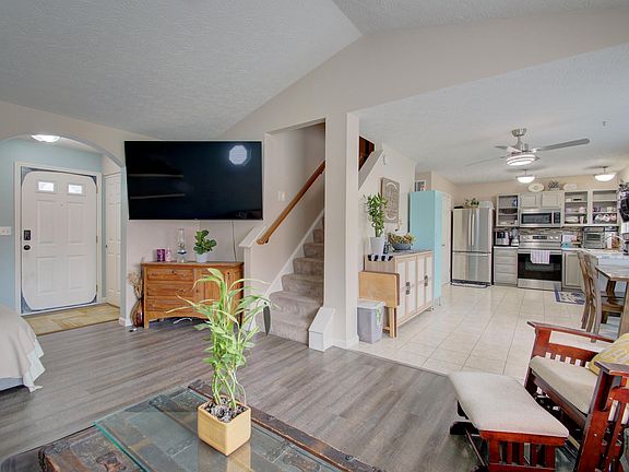 DSC_8076_77_78_79_80Interior01