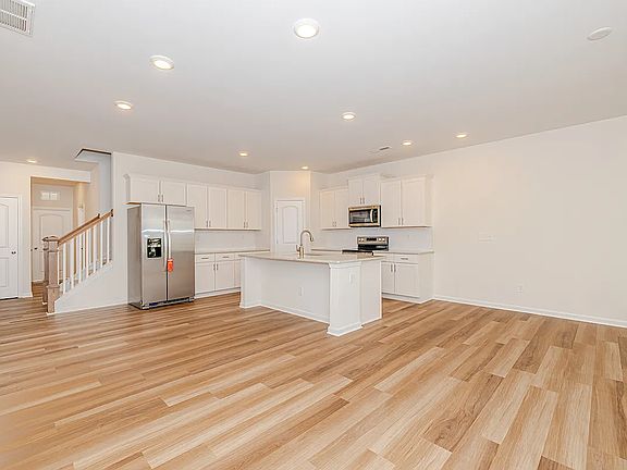 5th image of 317 Planters Trace Ln