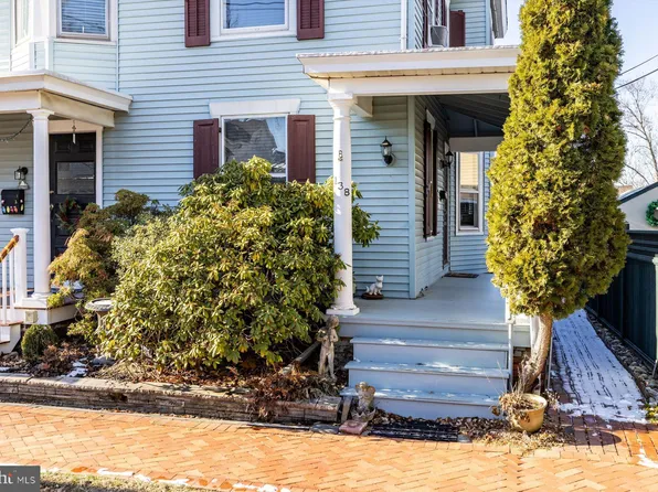 138 Liberty St, Newtown, PA 18940