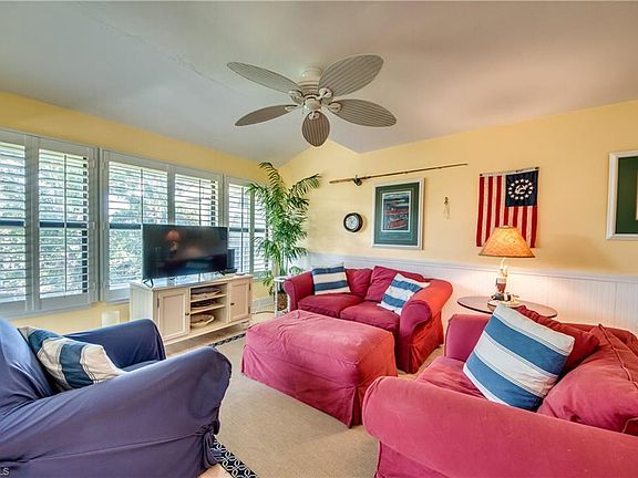 4th image of 16709 Bocilla Palms Dr #17