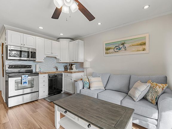 2nd image of 23 S Forest Beach Dr APT 349