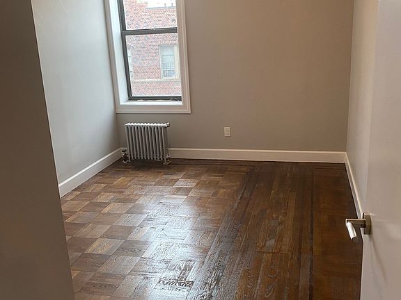 5th image of 25 Tennis Ct APT 6C