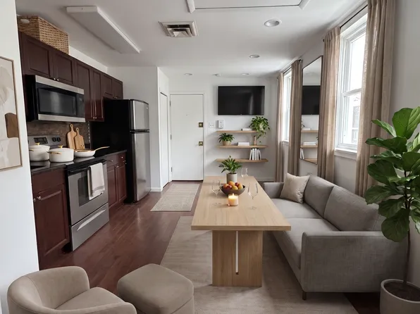 327 Catherine St #4, Philadelphia, PA 19147
