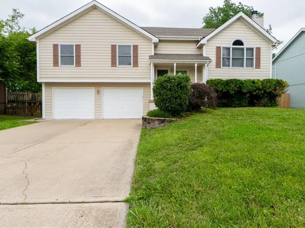 902 Minnie Ave, Belton, MO 64012