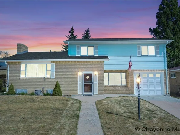 3240 Fir Dr, Cheyenne, WY 82001