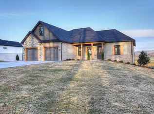 1148 Hawley Rd, Blountville, TN 37617