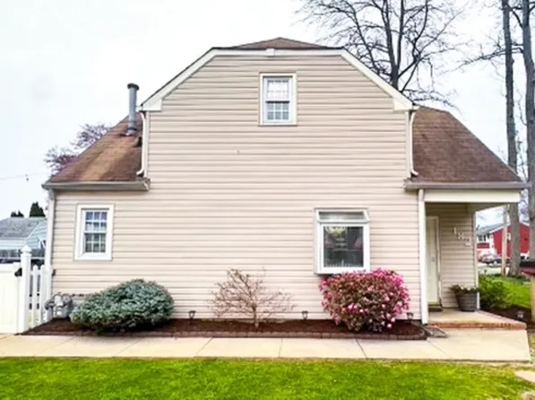 181 Furman Blvd, Old Bridge Twp., NJ 07735