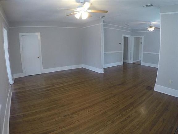4th image of 1413 N Sylvania Ave