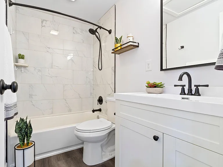 10624 N Park Ave — Photo 14