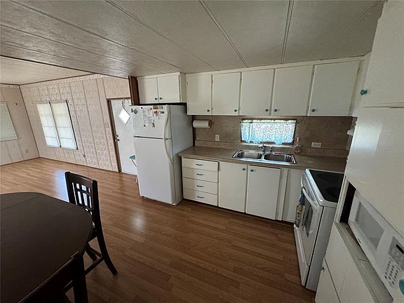 2nd image of 1843 SHADY COVE DRIVE
