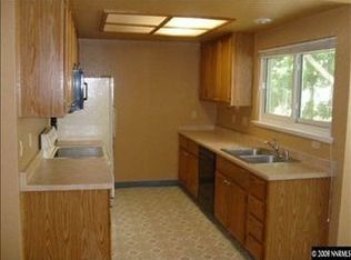 7555 Lighthouse Ln, Reno, NV 89511